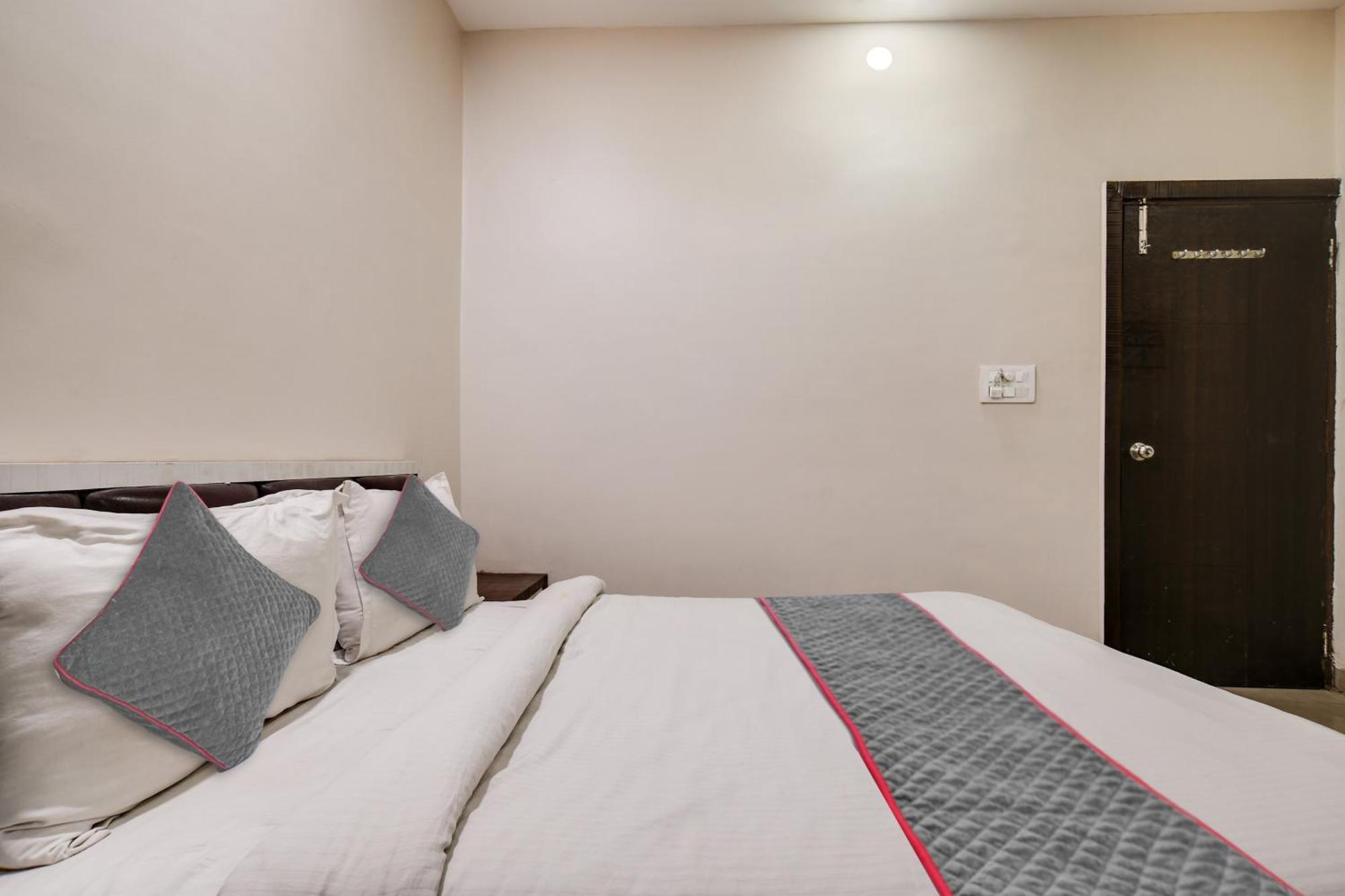 אינדורה Townhouse Prime Stay מראה חיצוני תמונה